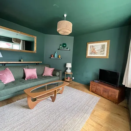 An Teach Ban, Homely Townhouse Prázdninový dům *