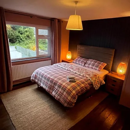 An Teach Ban, Homely Townhouse * Dungarvan (Waterford)