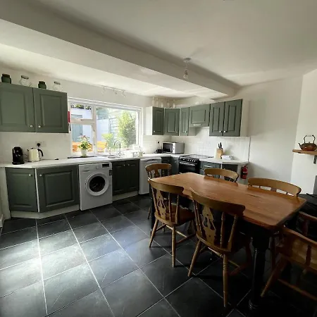 An Teach Ban, Homely Townhouse Hébergement de vacances Dungarvan (Waterford)